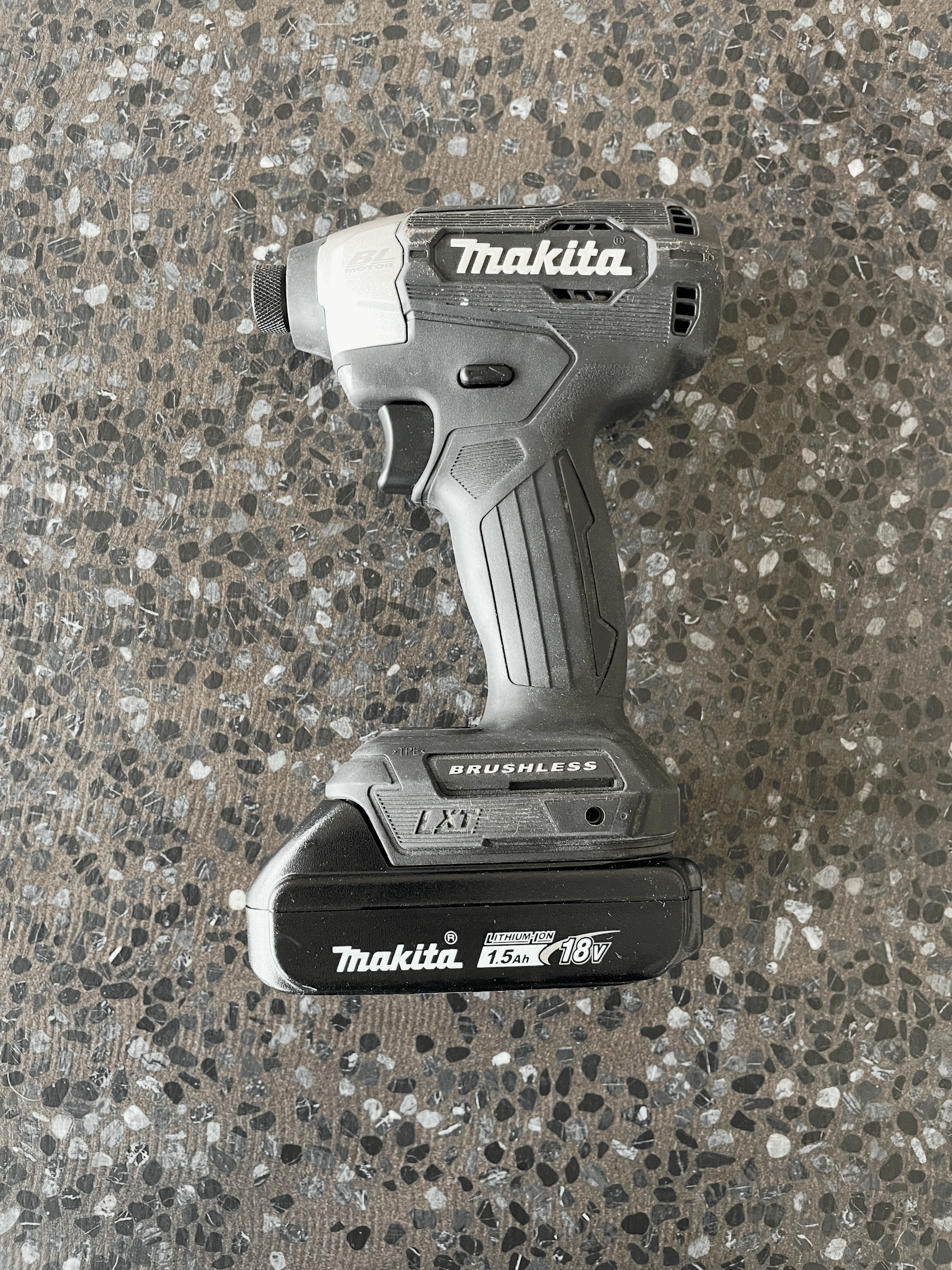 Second Chance Tools Makita CX203SYB 18V LXT® Lithium-Ion Sub-Compact Brushless Cordless 2-Pc. Combo Kit (1.5Ah) (Renewed)