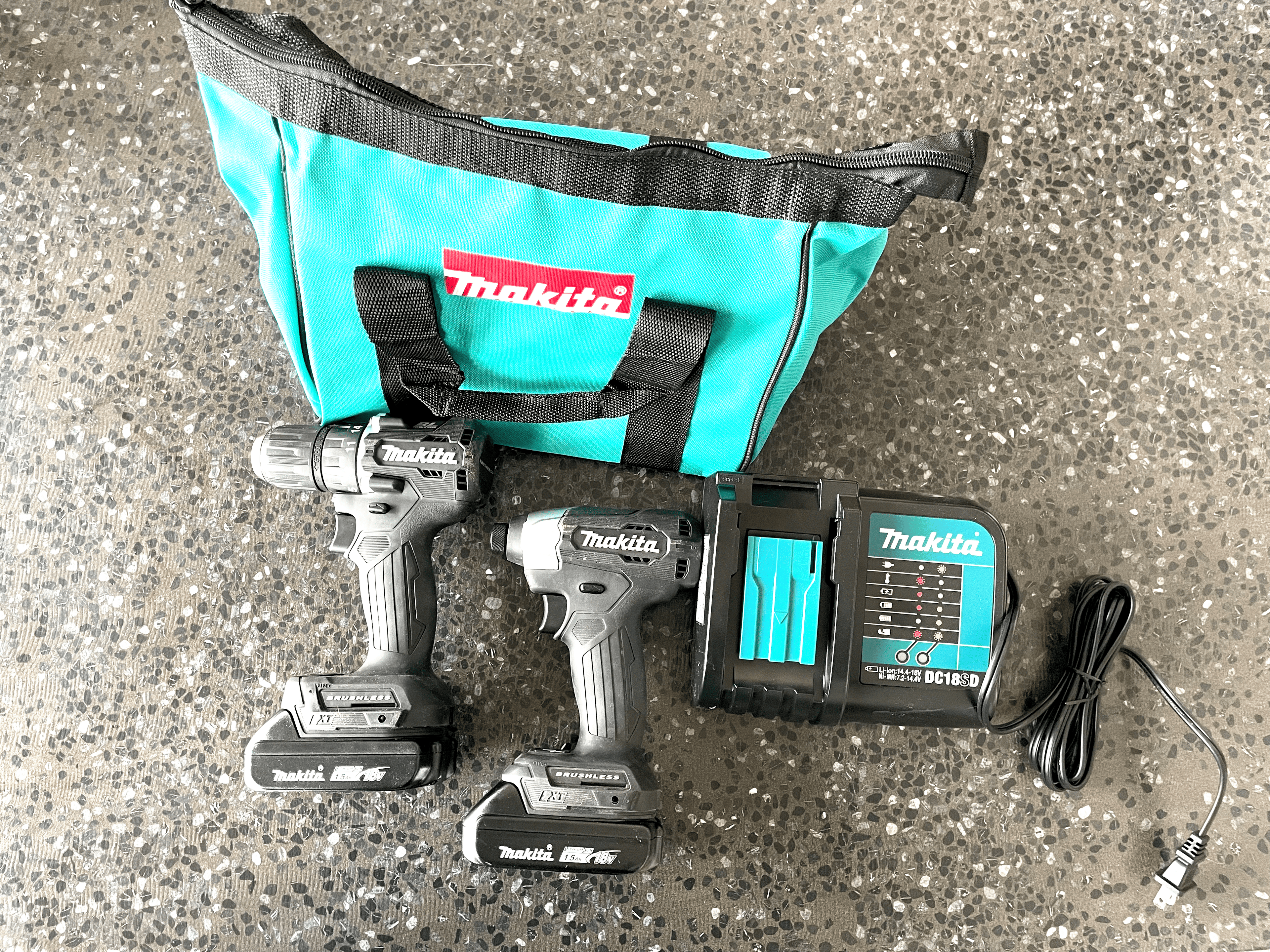 Second Chance Tools Makita CX203SYB 18V LXT® Lithium-Ion Sub-Compact Brushless Cordless 2-Pc. Combo Kit (1.5Ah) (Renewed)